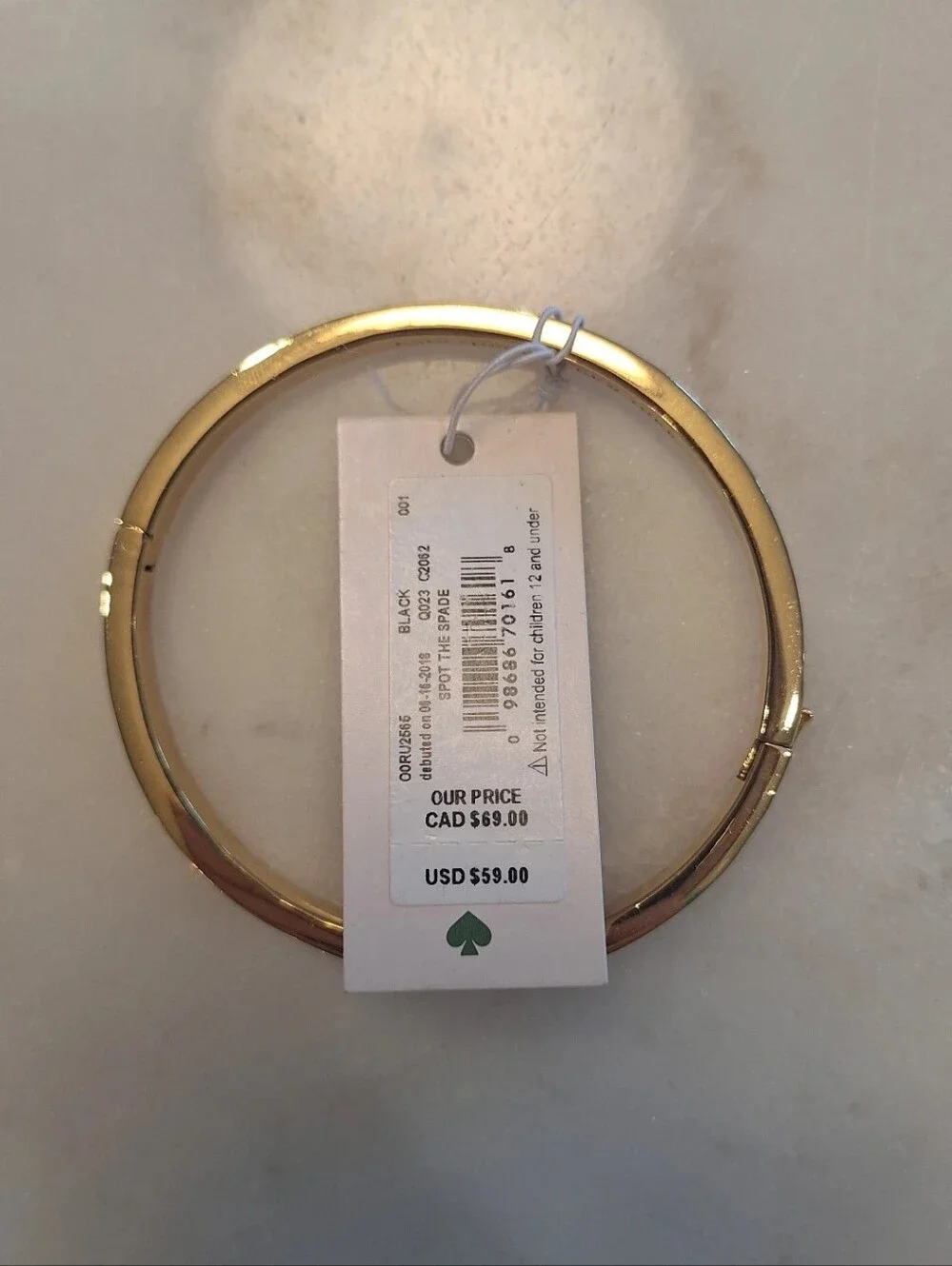 Kate Spade Black & Gold Spade Braclet NWT - Picture 3 of 4